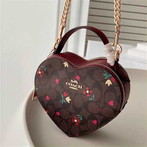 bolso de corazon